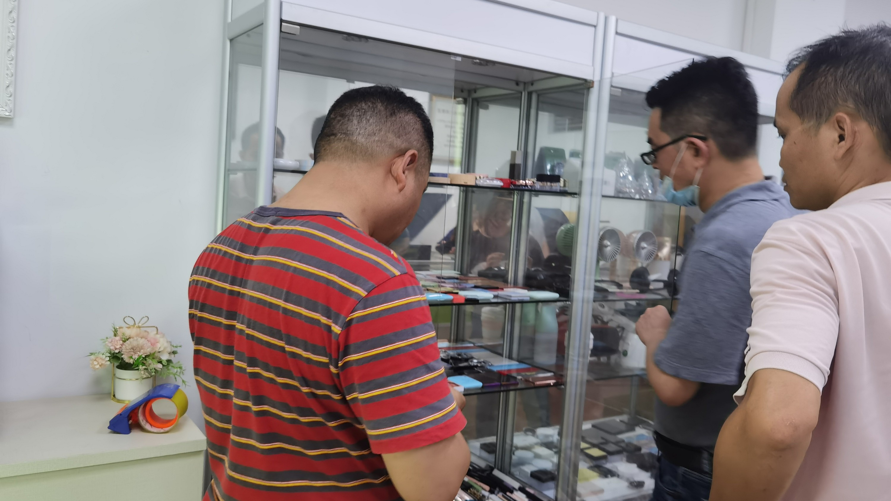 汽車手持吸塵器注塑加工哪里可以做？